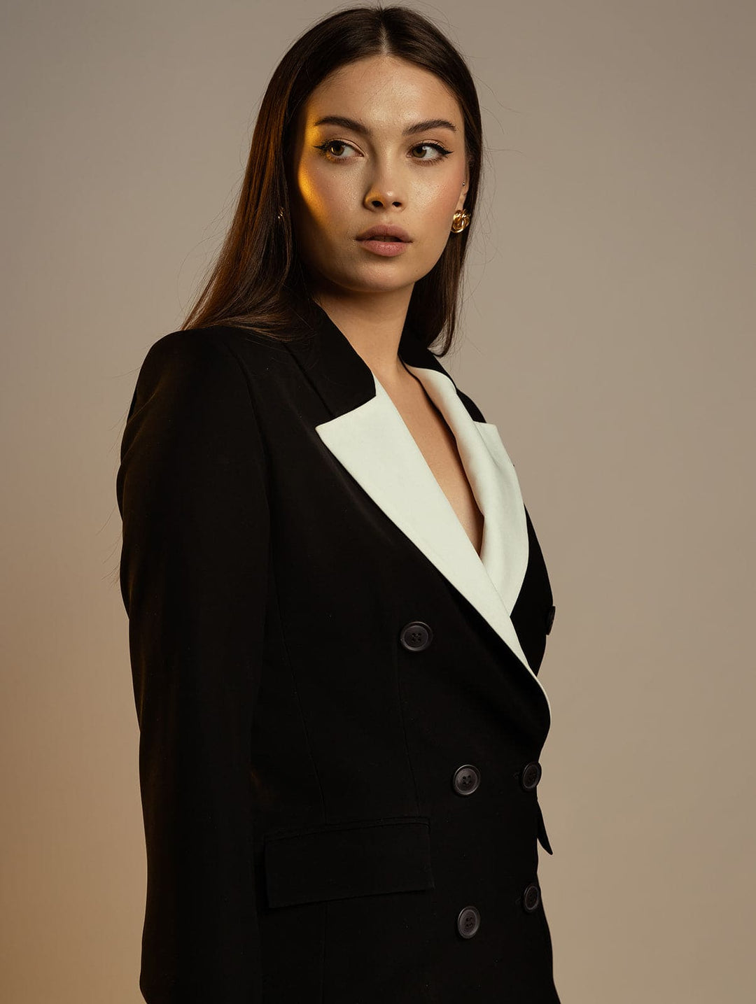 TAILORED DOUBLE BREASTED BLAZER